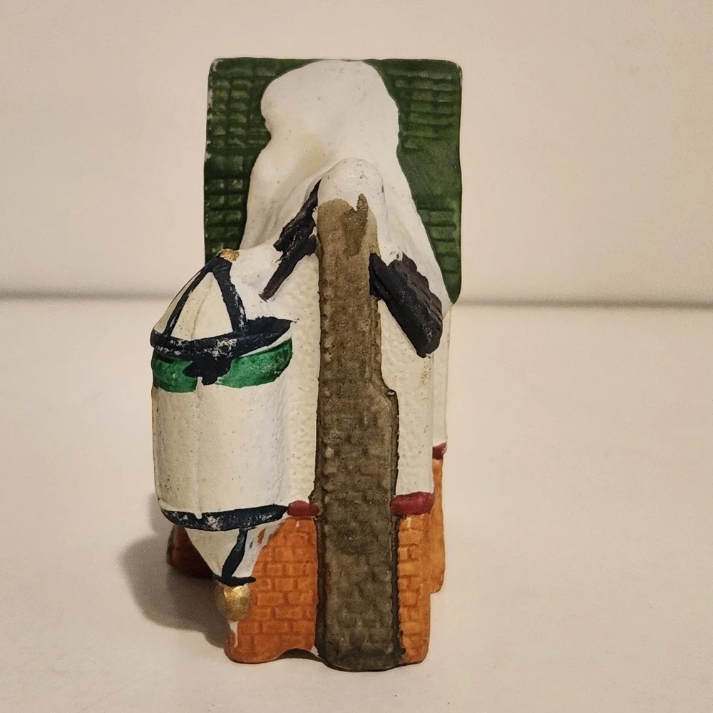 Vintage Christmas Town Hotel Decoration
